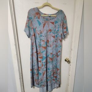LuLaRoe Carly Geometric Patterned Gray Dress